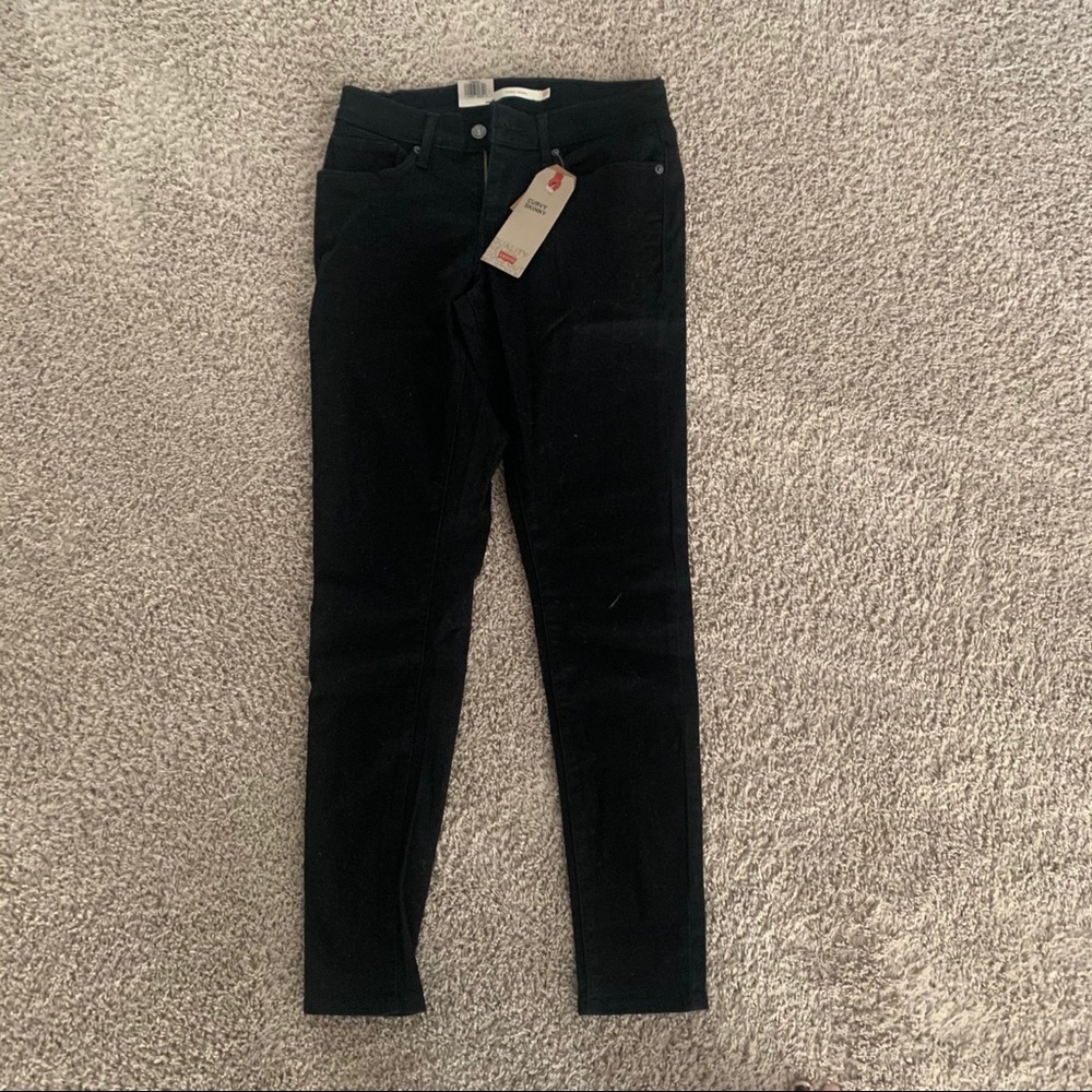 Levi’s curvy skinny nwt